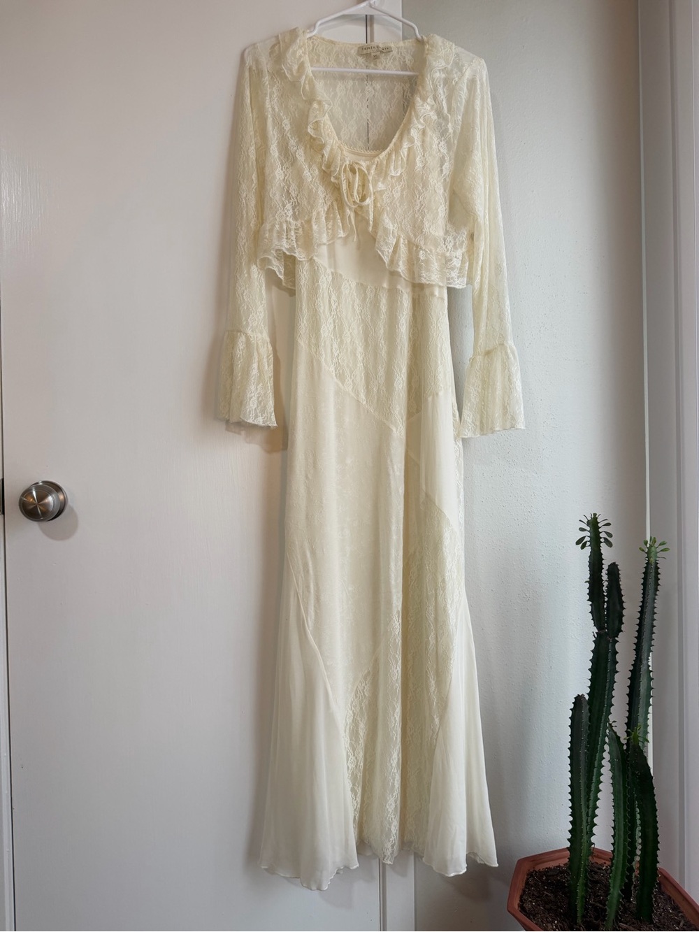 Romantic Cream Lace Maxi Dress with Ruffle Bodice